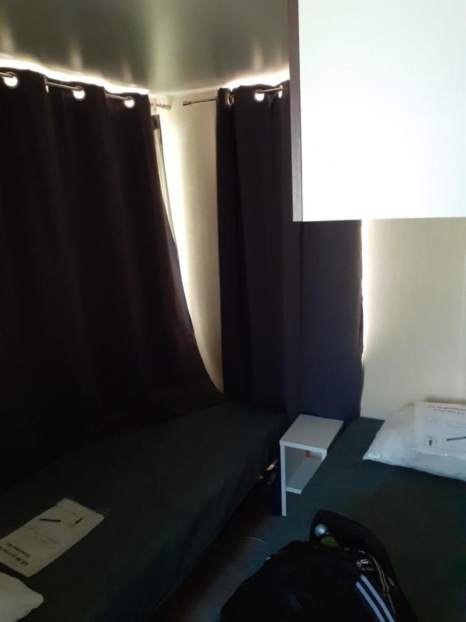 Mobilhome Agreable Sans Draps Ni Serviettes ปอร์-ลา-นูแวลล์ ภายนอก รูปภาพ