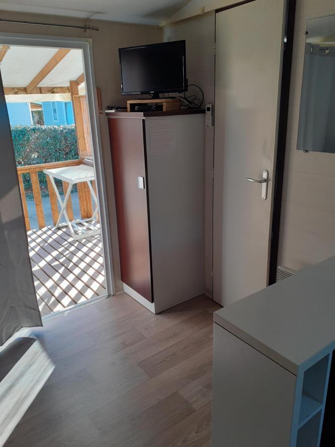 Mobilhome Agreable Sans Draps Ni Serviettes ปอร์-ลา-นูแวลล์ ภายนอก รูปภาพ